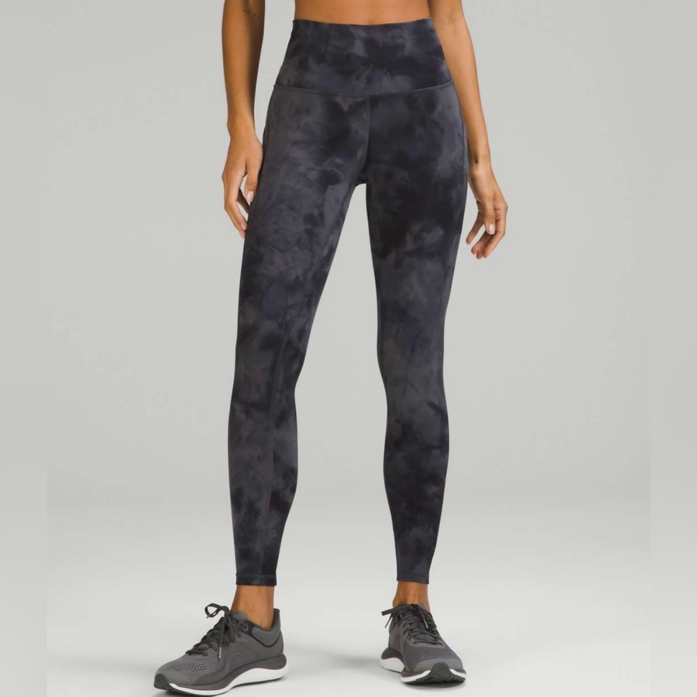 Lulu Lemon Wunder Train 25” high rise Leggings
